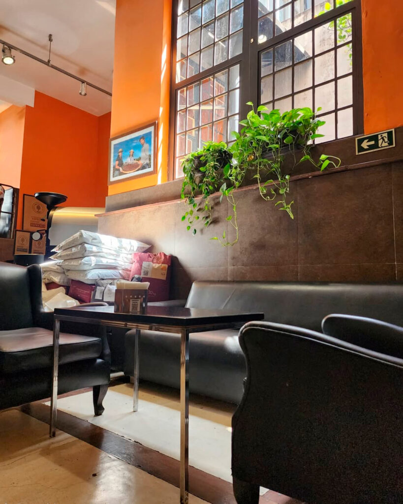 loja-fisica-lucca-cafes-especiais-curitiba-4